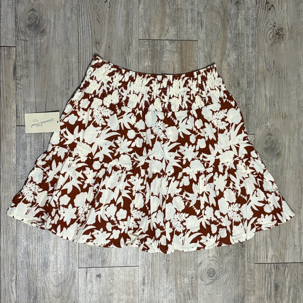 Universal Thread Women's Tropical Floral Tiered Print Skirt, Size Medium - Picture 4 of 8